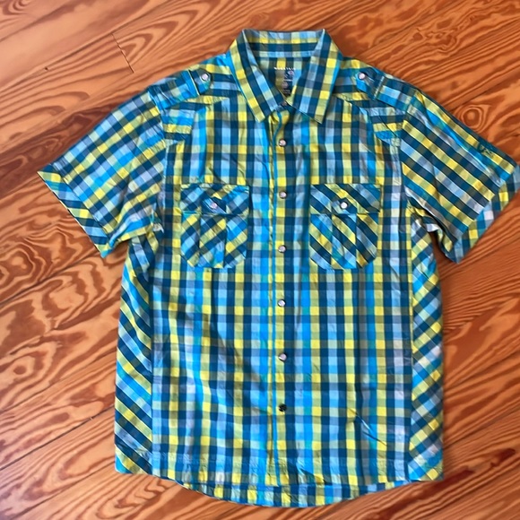 Mountain Hardwear Other - Mountain Hardware shirt